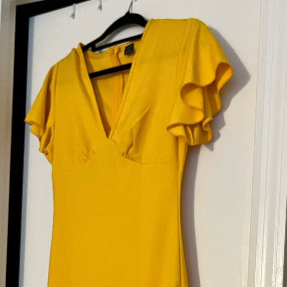 Say Yes to the Yellow Dress